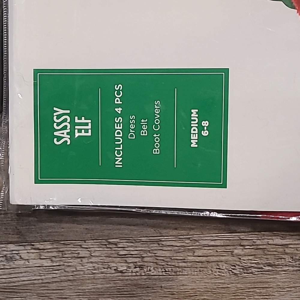 NWT Green & Red Sassy Elf Santa Costume Set - Picture 5 of 10